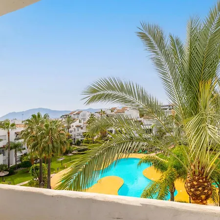 Saladillo - In Free Wifi * Estepona
